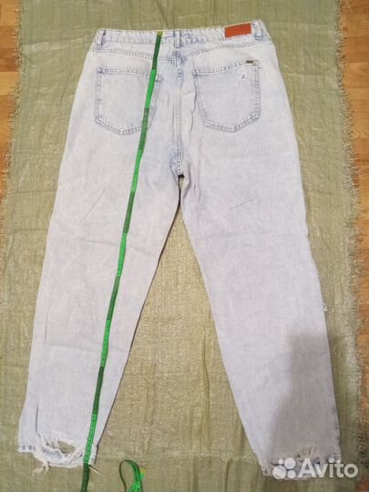 Платье, джинсы рваные