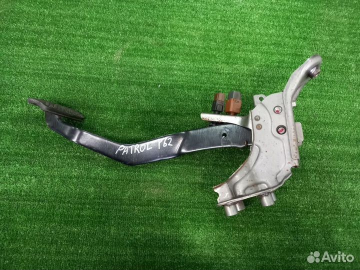 Педаль тормоза Nissan Patrol Y62 2010-2019