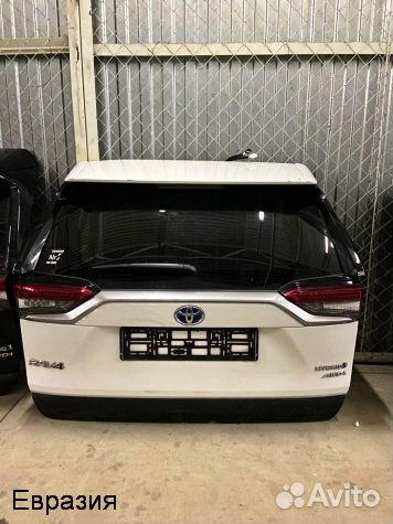 Крышка багажника Toyota Rav 4 кузов 50