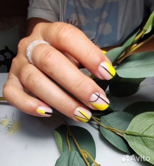 Мастер маникюра