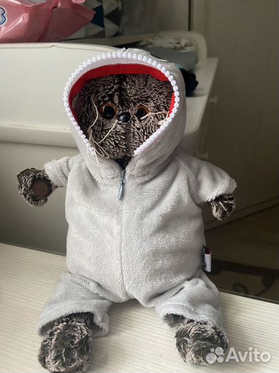 Кот basic подушка