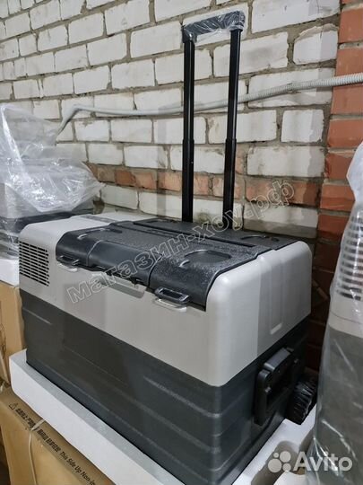 Автохолодильник компрессорный Alpicool NX62 (62л)