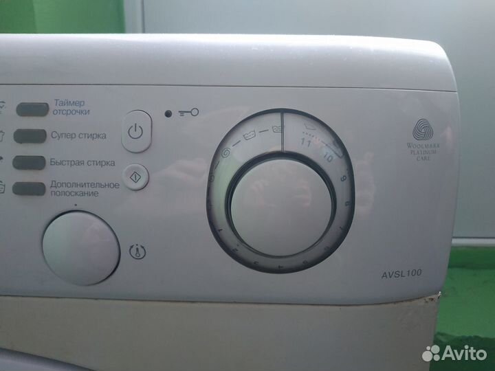 Стиральная машина Hotpoint Ariston avsl100