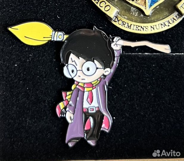 Значок пин Гарри Поттер Гербы факультетов