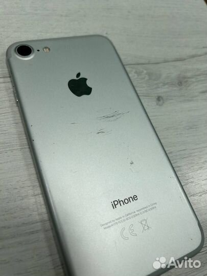 iPhone 7, 32 ГБ
