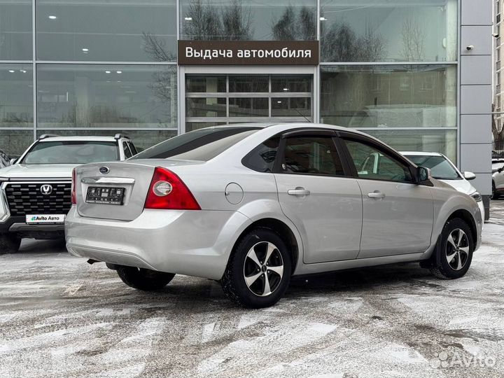 Ford Focus 1.8 МТ, 2008, 270 373 км