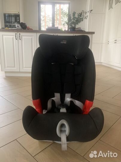 Детское автокресло britax romer 9-36 isofix