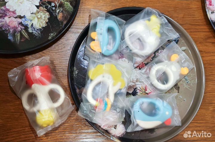 Набор погремушек новый 6 штук с прорезывателями