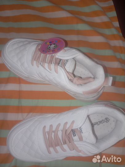 Кроссовки для девочки 34 размер