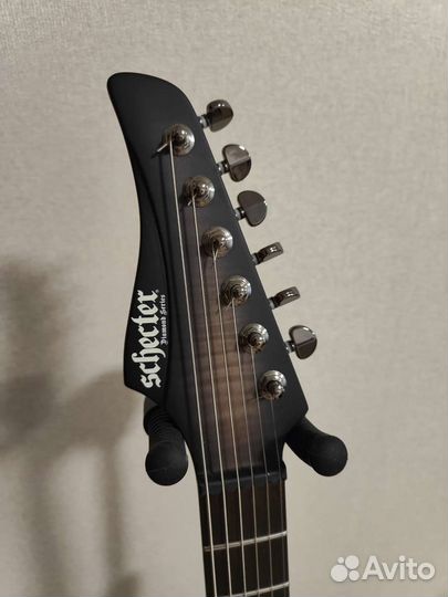 Schecter banshee mach-6 evertune