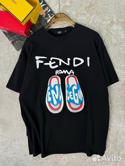 Футболка Fendi