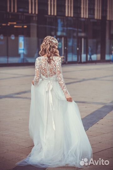 Свадебное платье 42