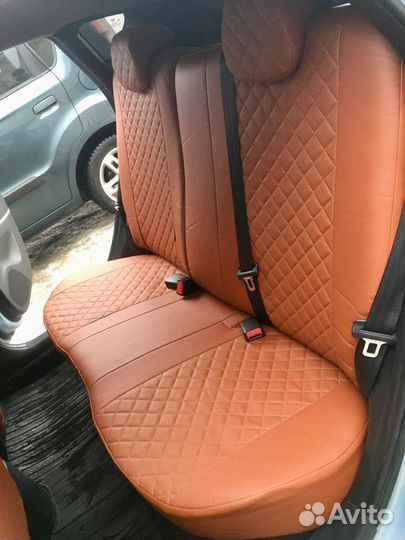 Автомобильные чехлы на Hyundai Solaris (2010-2017)