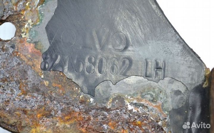 Кронштейн крыла переднего моста, левый volvo FH (01.12)