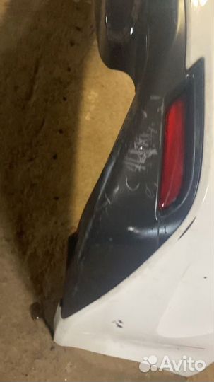 Бампер задний Toyota Camry V70