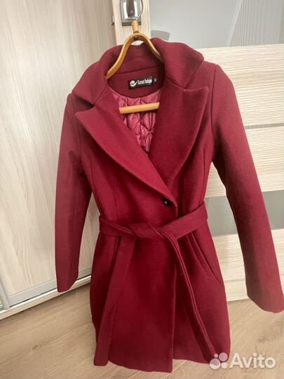 Продается Пальто