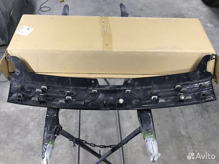 Решетка радиатора mitsubishi outlander 3