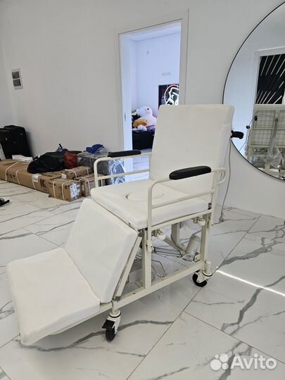 Электрическая кровать со встроенным креслом Кмр-20