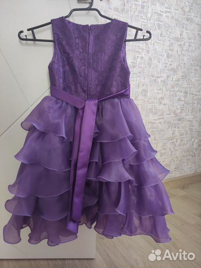 Платье праздничное