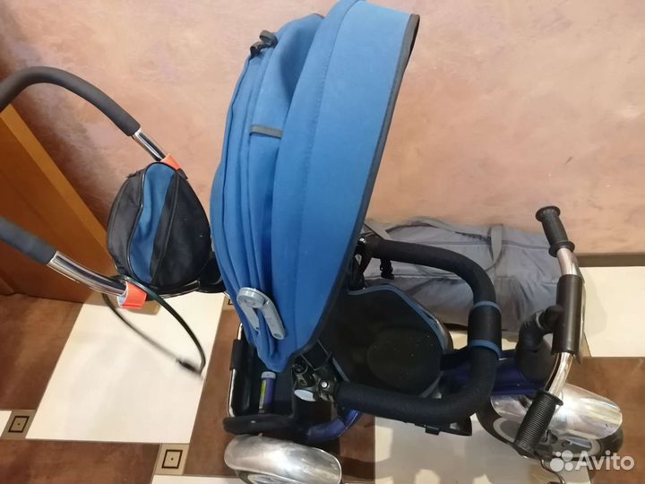 Детский велосипед с родительской ручкой