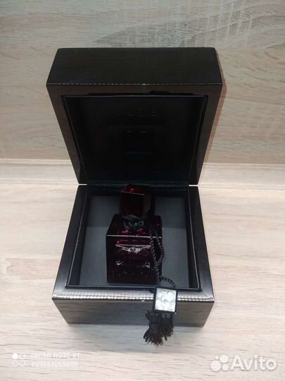 Лалик лимитированный парфюм флакон с красным крист