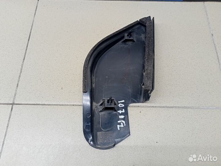 Крышка зеркала внутренняя левая Qashqai (J10) 2006