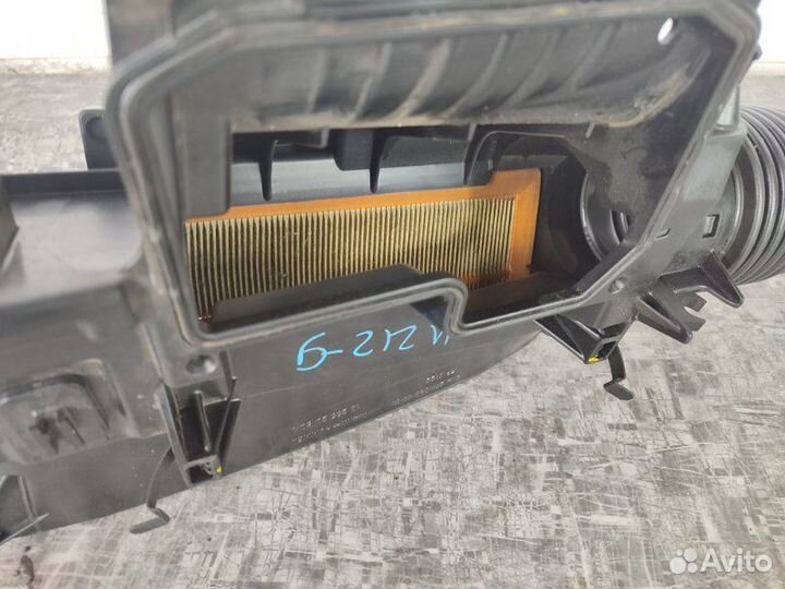 Корпус воздушного фильтра Mercedes E W212 1.8 M271