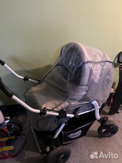 Коляска-трансформер