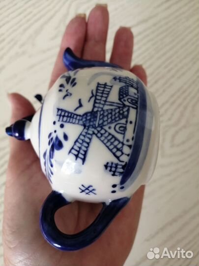 Елочная игрушка Чайник, фарфор, Нидерланды