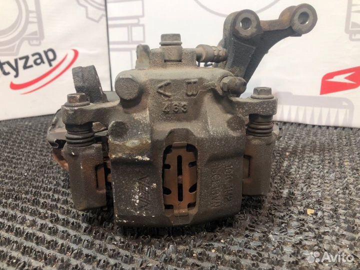 Ступица передняя левая Honda Fit GD1 L13A