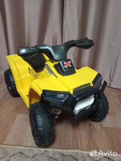 Детский электроквадроцикл