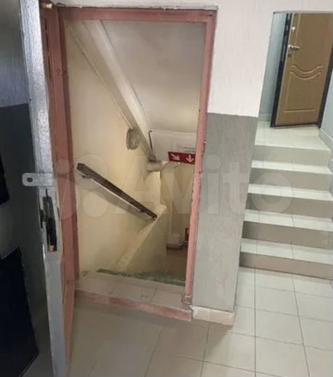 Подвальное помещение под ломбард в центре города