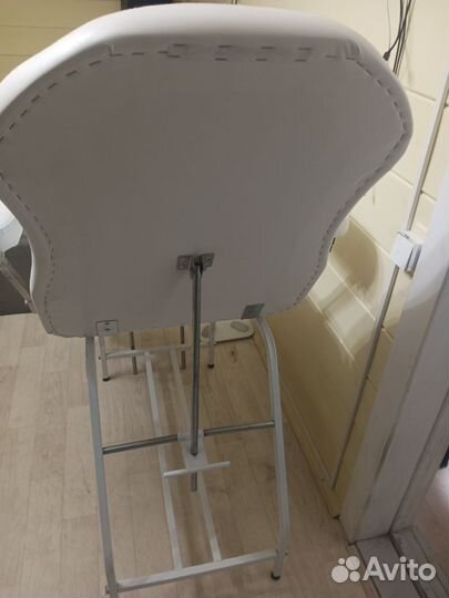 Косметологическое кресло
