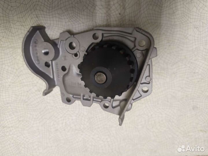 Насос водяной 