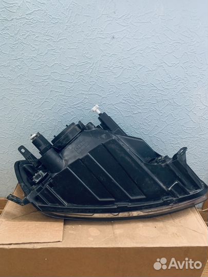 Фара передняя левая на granta