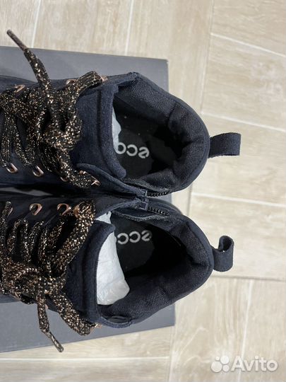 Ботинки для девочки 34