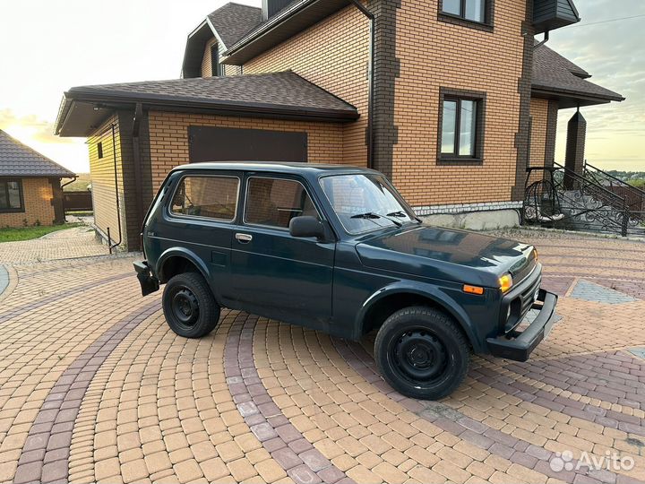 LADA 4x4 (Нива) 1.7 МТ, 2011, 170 000 км