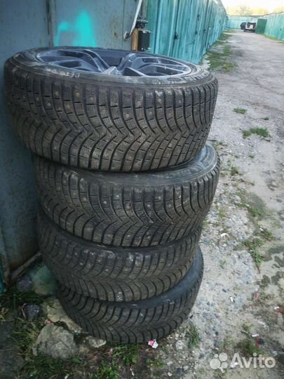 Комплект колес r20 srt стиль резина зима