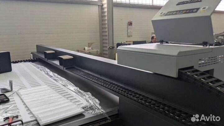 Планшетный уф принтер xenons. Арт 3409