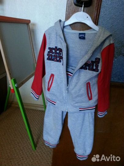 Спортивный костюм
