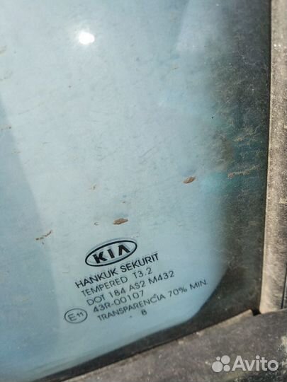Переднее стекло Kia Ceed 2006-2010