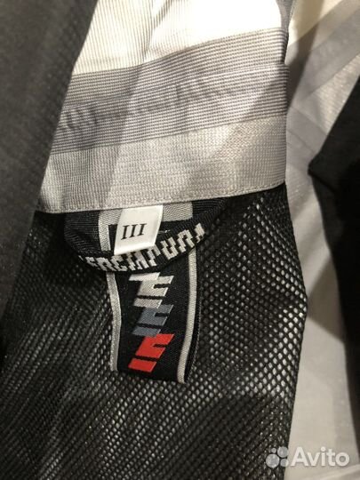 Плащ горнолыжный