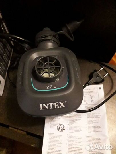 Матрац с Насосом intex