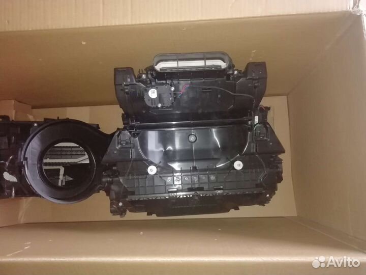 Корпус распределителя кондиционера BMW G20, G01, G
