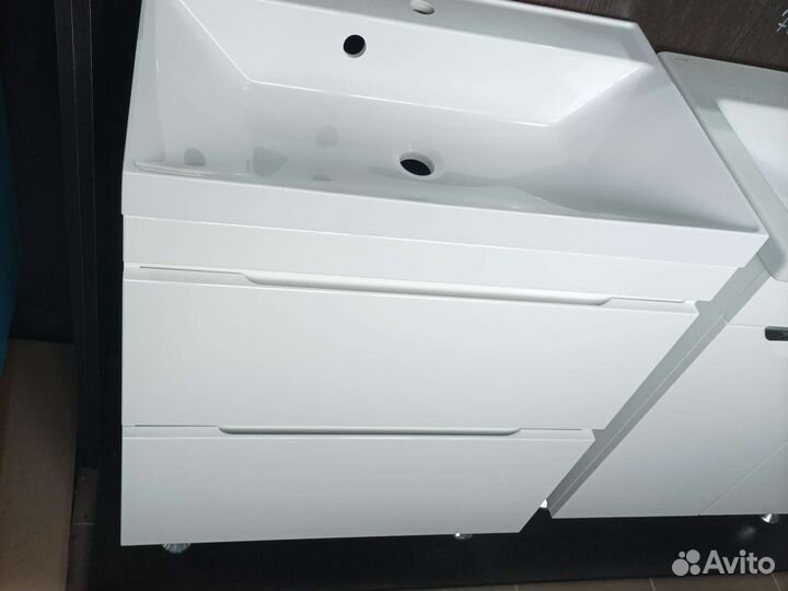 Тумба для ванной с раковиной