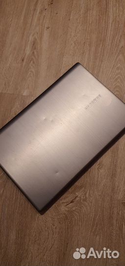 Samsung Chronos 700Z5A (NP-700Z5A-S01RU)