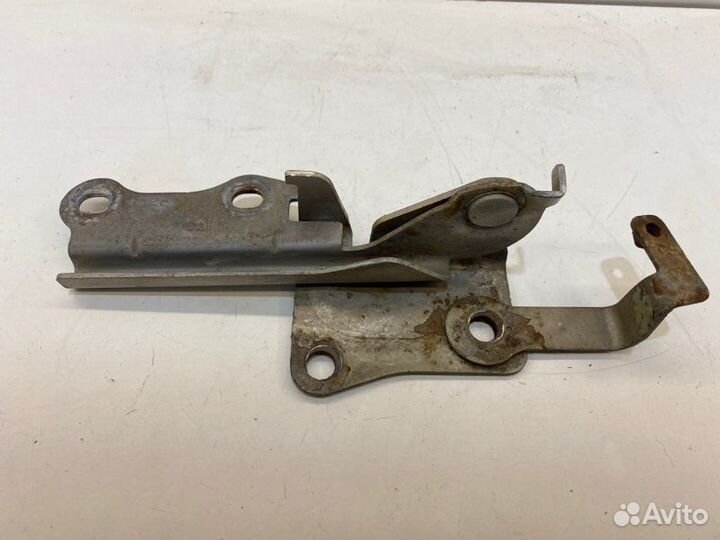 Петля капота правая Kia Spectra седан S6D 2008