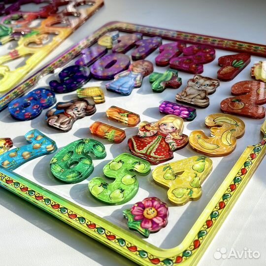 Цифры с магнитами внутри