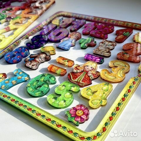 Цифры с магнитами внутри