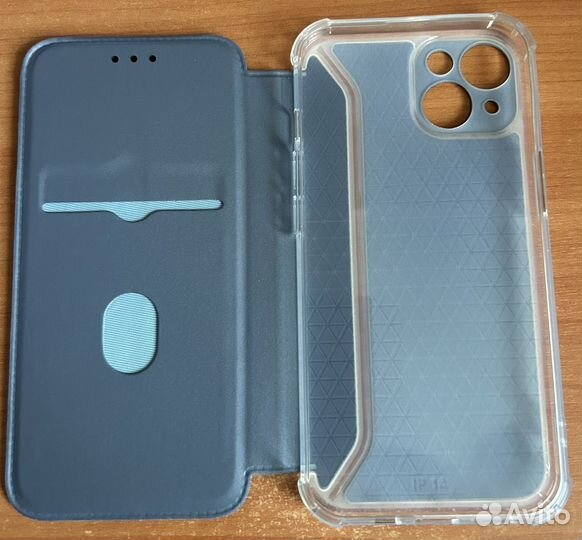 Чехол на iPhone 14